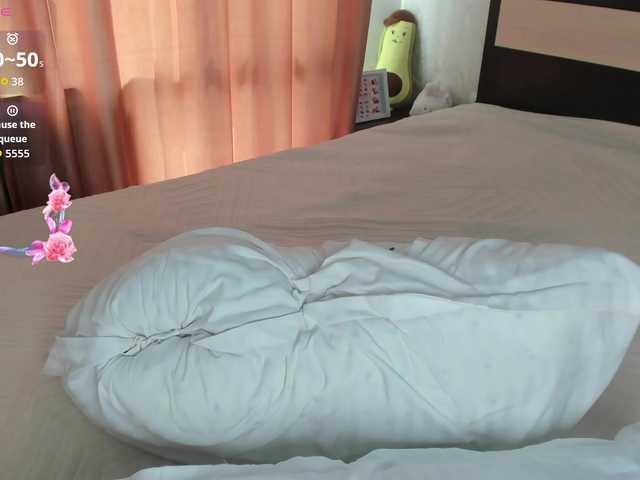 Misslovelly live cam on BongaCams