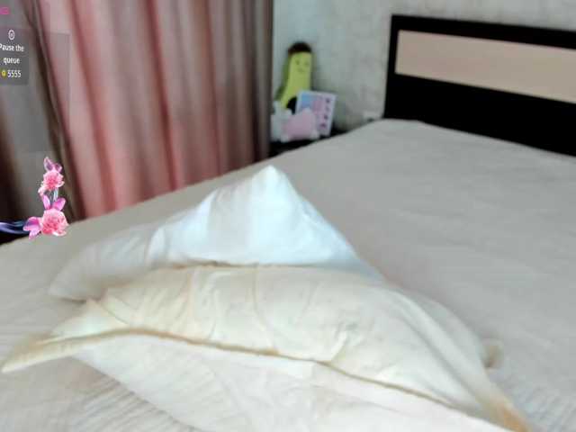 Misslovelly live cam on BongaCams
