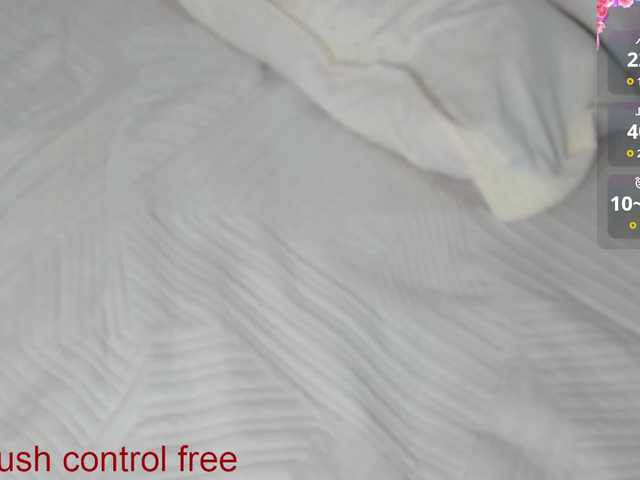 Misslovelly live cam on BongaCams