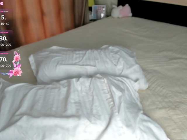 Misslovelly live cam on BongaCams