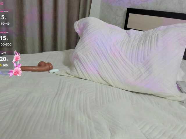 Misslovelly live cam