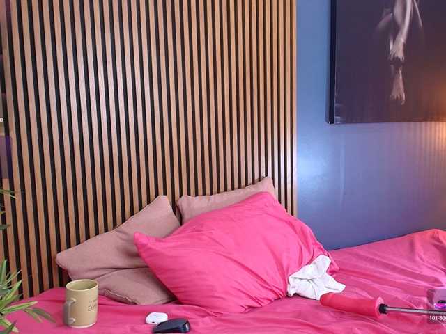Erotic-Emma live cam on BongaCams