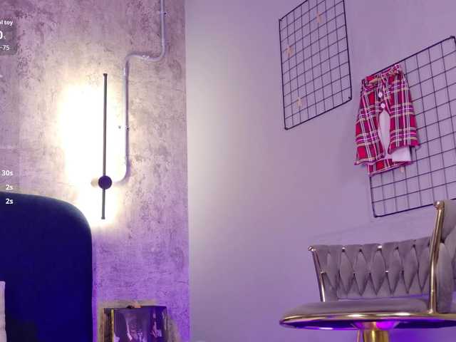 MadysonFox live cam on BongaCams
