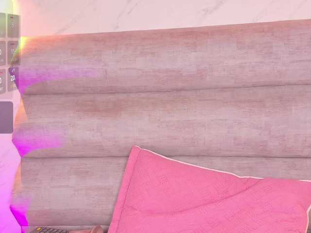 MadysonFox live cam on BongaCams