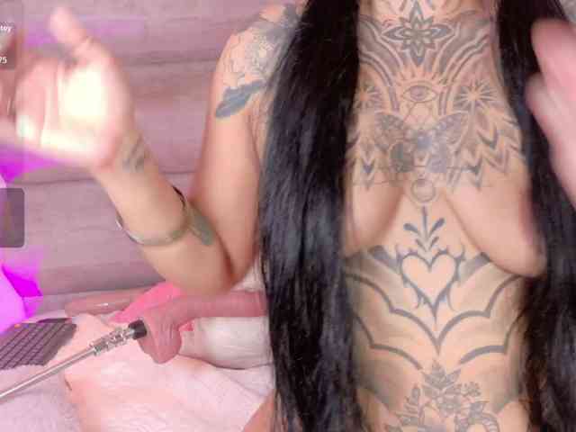 MadysonFox webcam