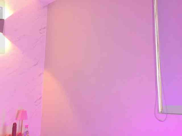 MadysonFox webcam