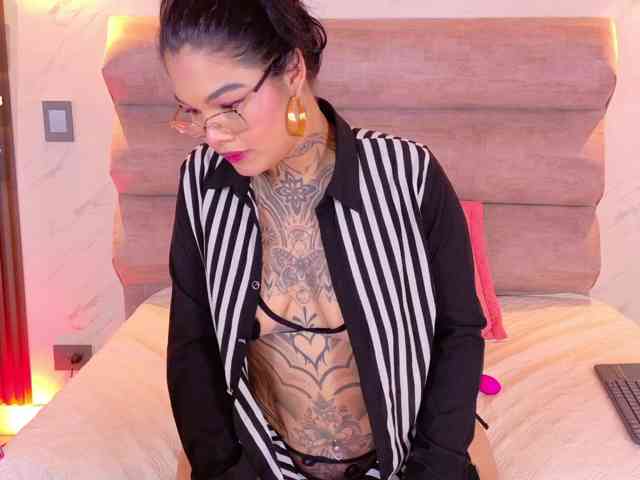 MadysonFox webcam