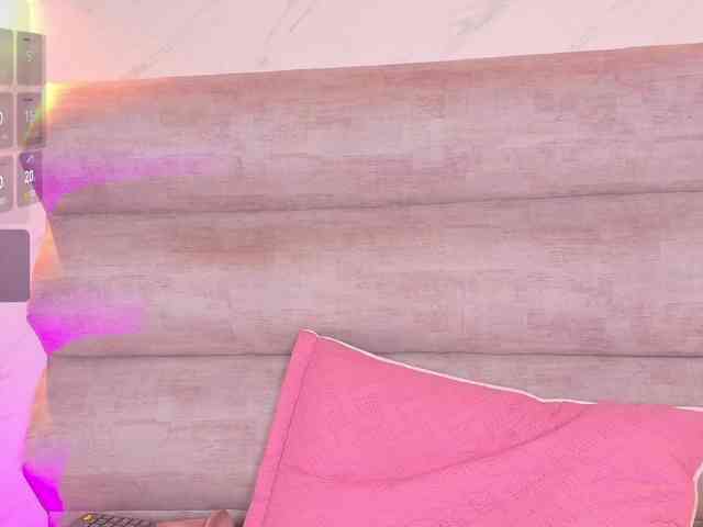 MadysonFox webcam