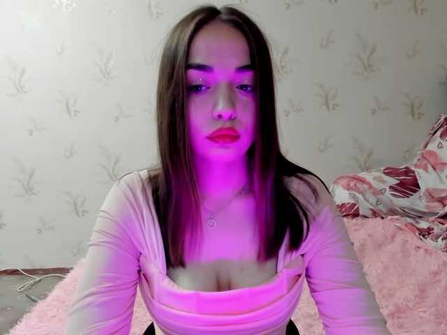 kamilik live cam on BongaCams