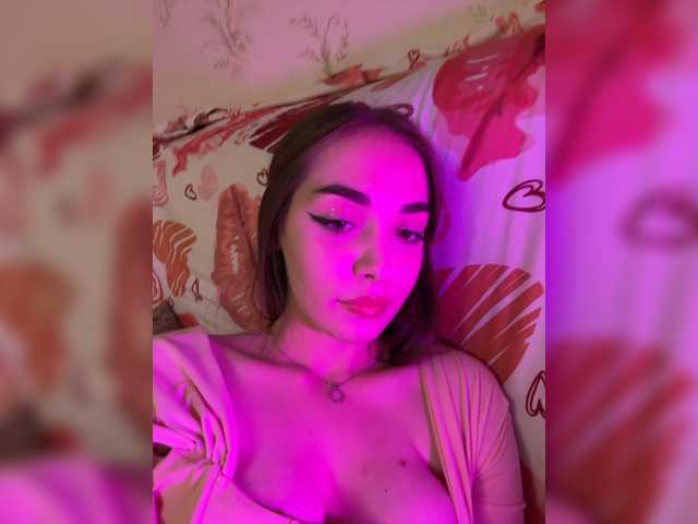 kamilik live cam on BongaCams