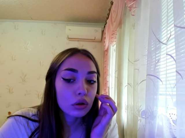 kamilik live cam on BongaCams