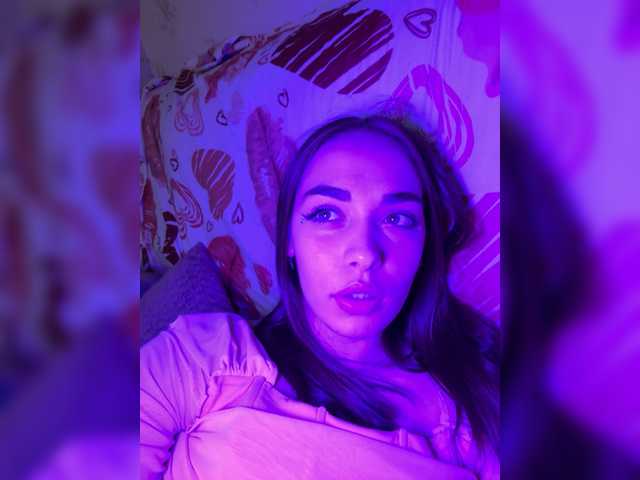 kamilik live cam on BongaCams