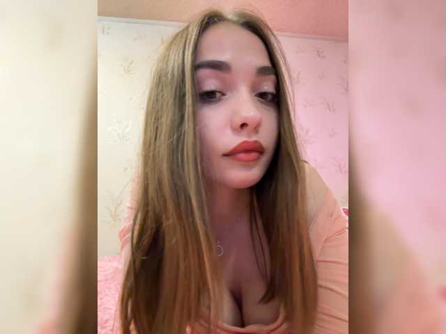 kamilik live cam on BongaCams