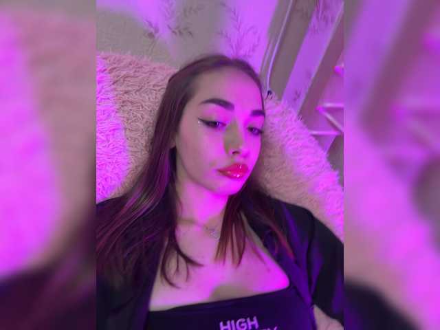 kamilik live cam on BongaCams