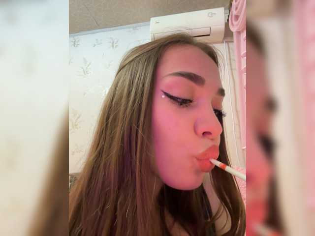kamilik live cam on BongaCams