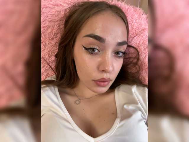 kamilik live cam on BongaCams