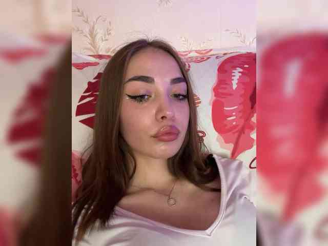 kamilik Live Webcam on BongaCams