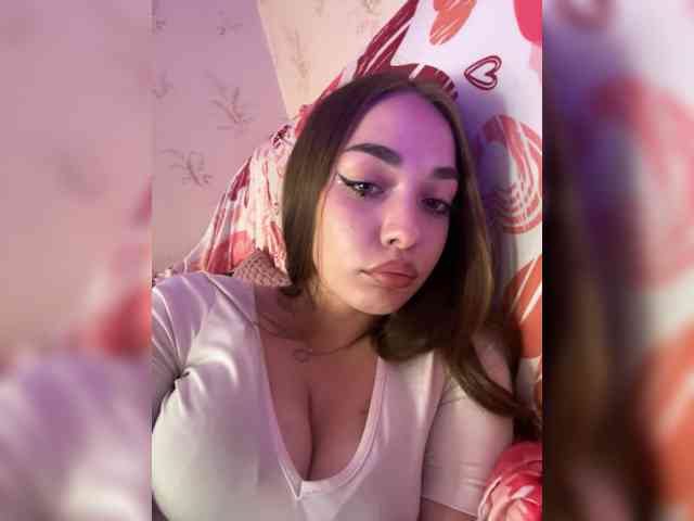 kamilik Live Webcam on BongaCams