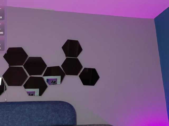 MiaCullens live cam on BongaCams