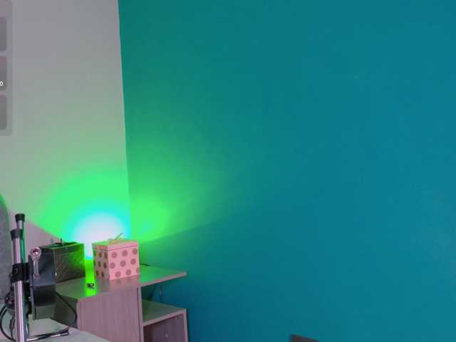 MiaCullens live cam on BongaCams