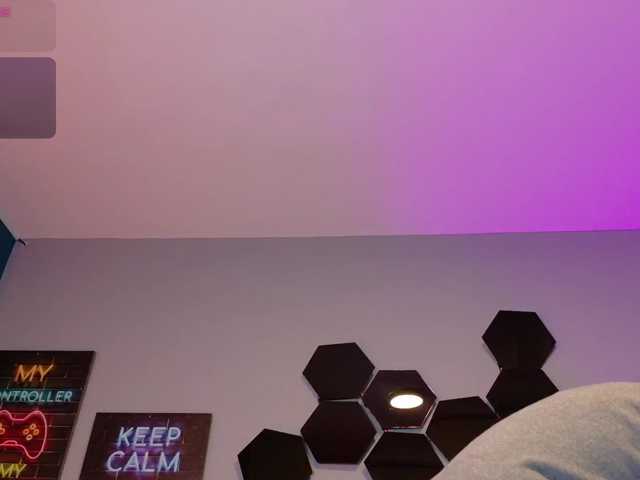 MiaCullens live cam on BongaCams