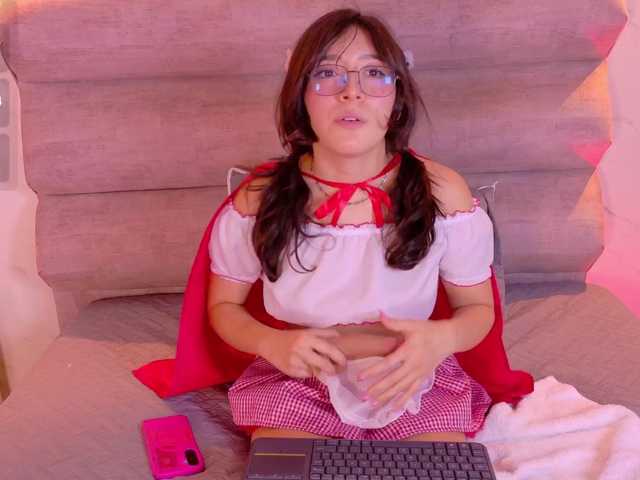 MiaCullens live cam on BongaCams