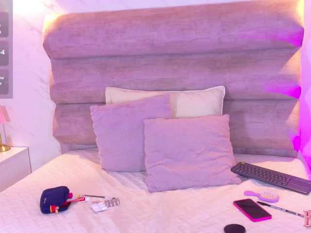 MiaCullens live cam on BongaCams
