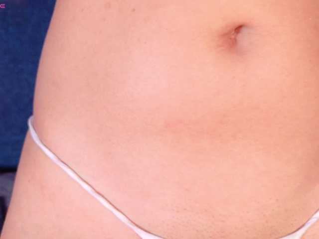 MiaCullens live cam on BongaCams