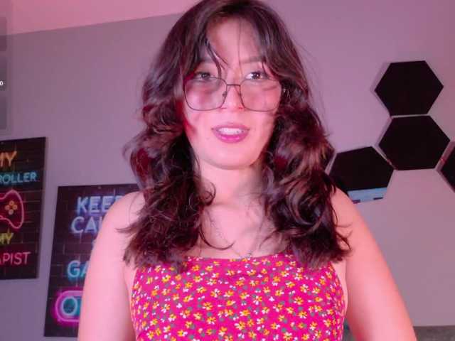 MiaCullens live cam on BongaCams