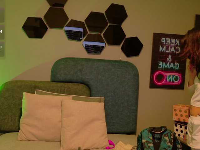 MiaCullens live cam on BongaCams