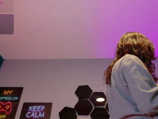 MiaCullens live cam on BongaCams