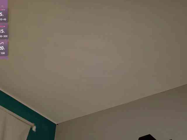 MiaCullens webcam