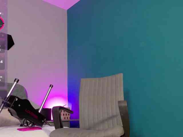 MiaCullens webcam