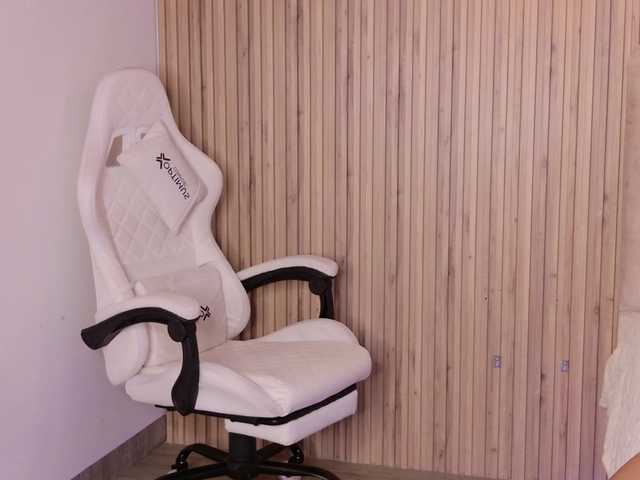 IsabellQuintero live cam on BongaCams