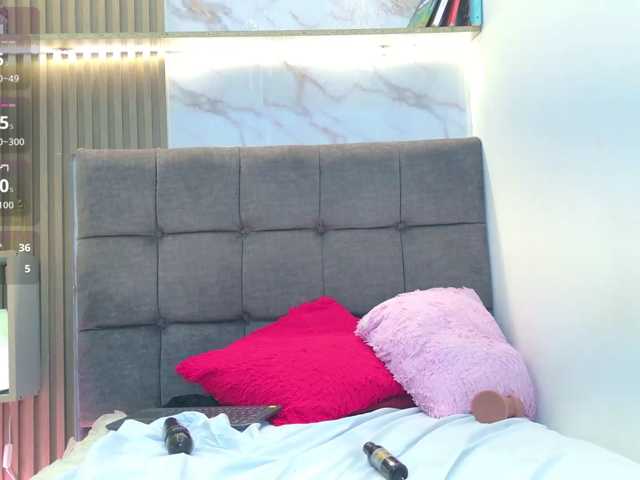 Pearl-Kitty live cam on BongaCams
