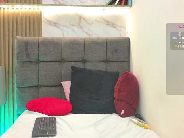 Pearl-Kitty live cam on BongaCams