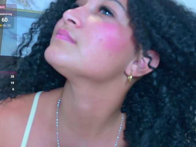 Pearl-Kitty live cam on BongaCams