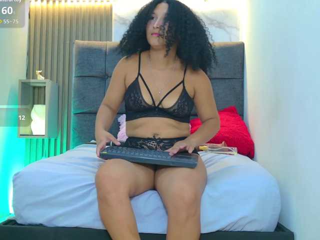 Pearl-Kitty live cam on BongaCams
