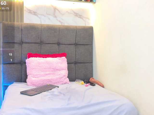 Pearl-Kitty live cam on BongaCams