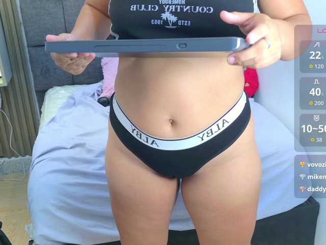 Pearl-Kitty live cam on BongaCams