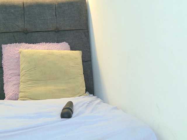 Pearl-Kitty live cam on BongaCams