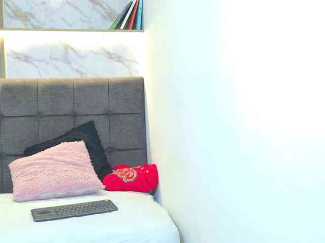 Pearl-Kitty webcam