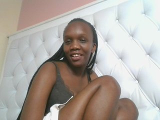 Naughtypetite1's Live Webcam