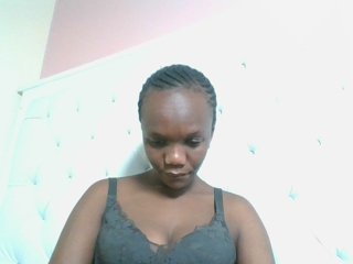 Naughtypetite1's Live Webcam