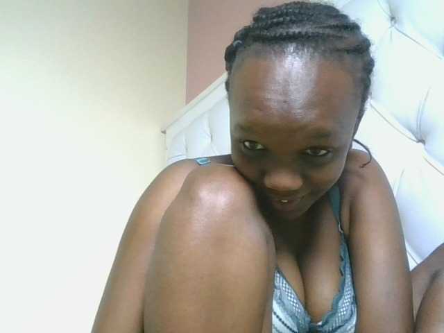 Naughtypetite1