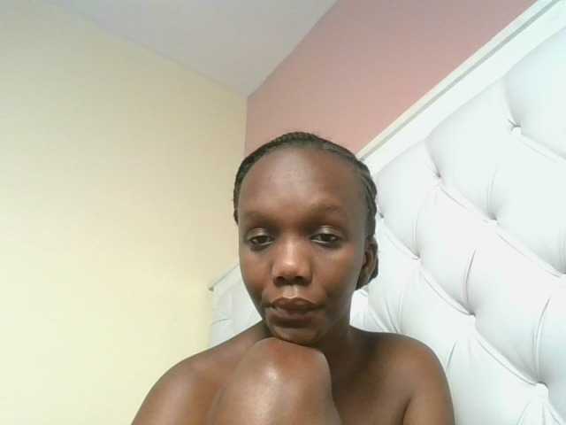 Naughtypetite1