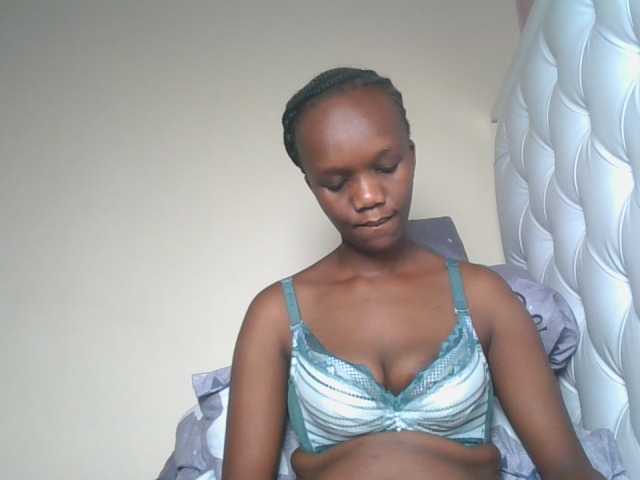Naughtypetite1