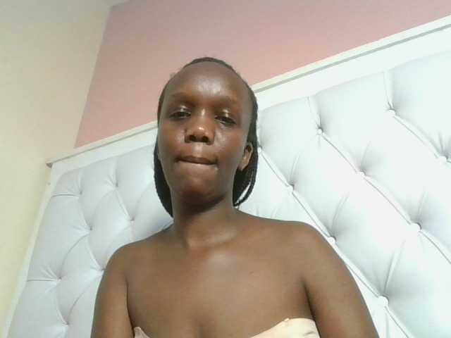Naughtypetite1