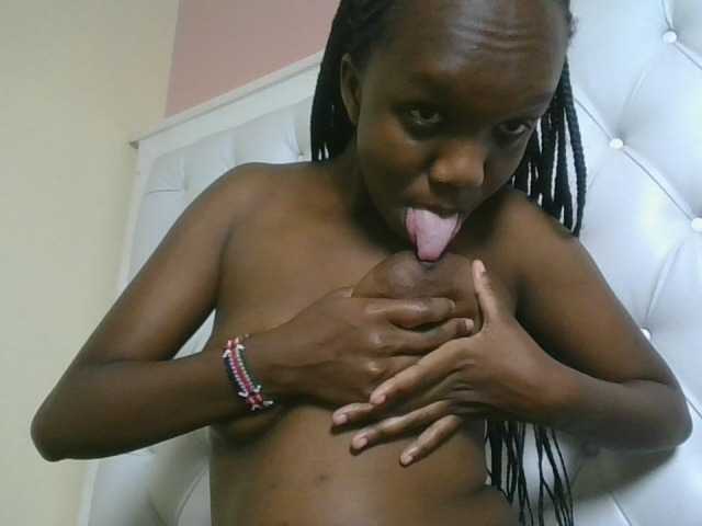 Naughtypetite1