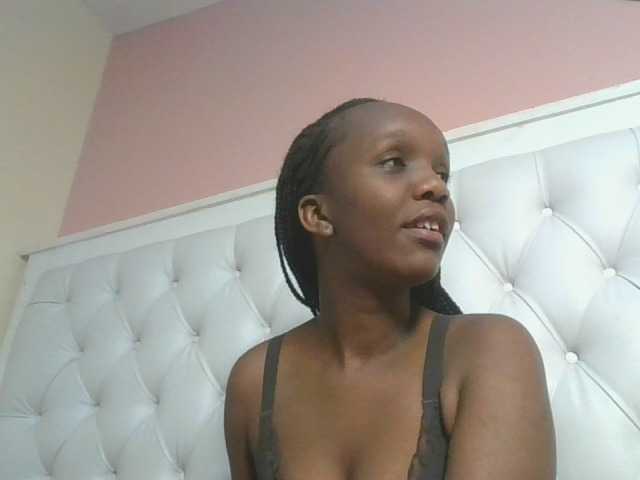 Naughtypetite1